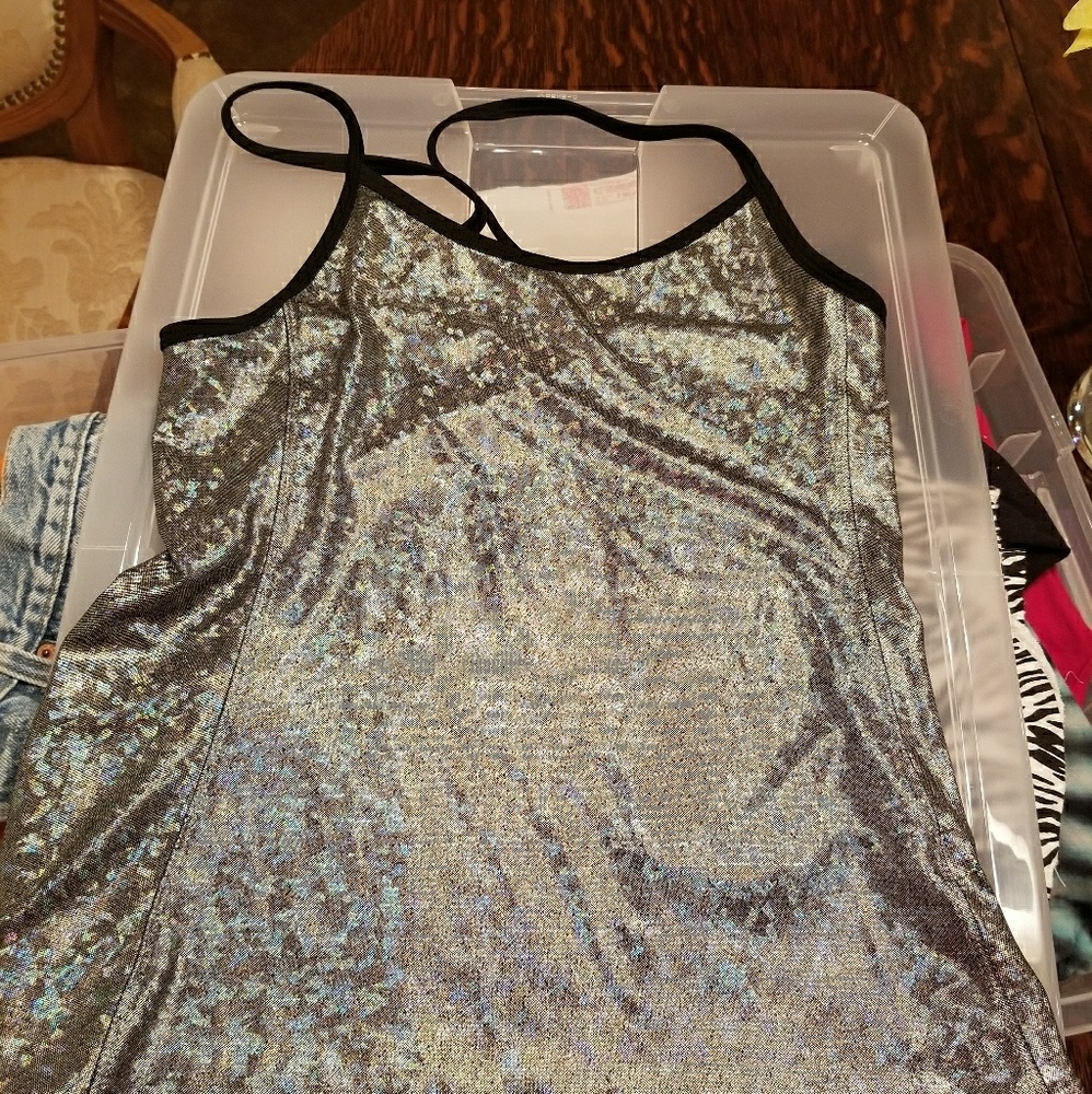 Shiny exercise top